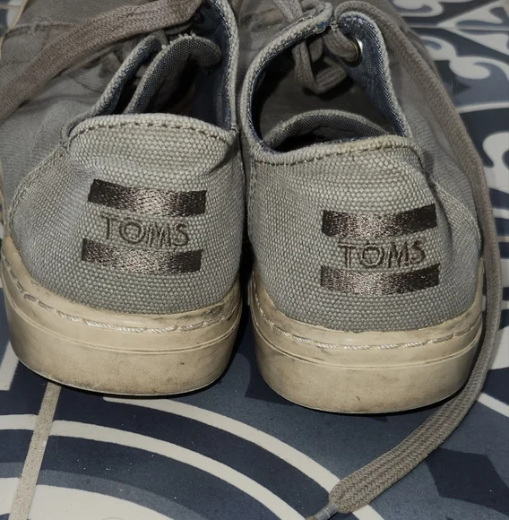 💣 5 For $20 Toms Gray Women's Sneakers - Picture 8 of 9
